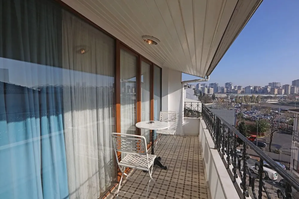 Suite Room