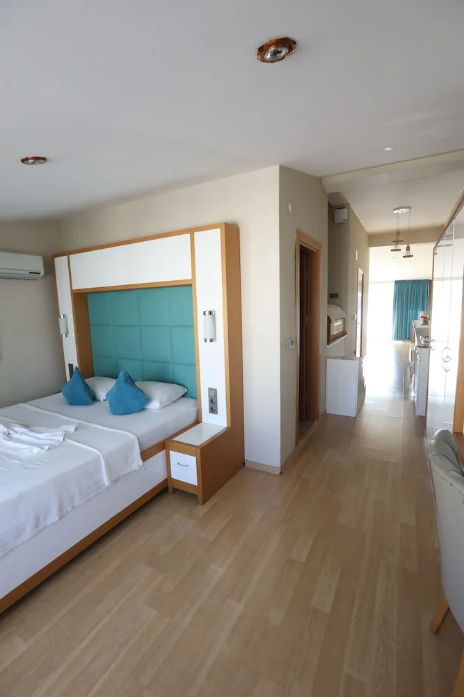 Suite Room