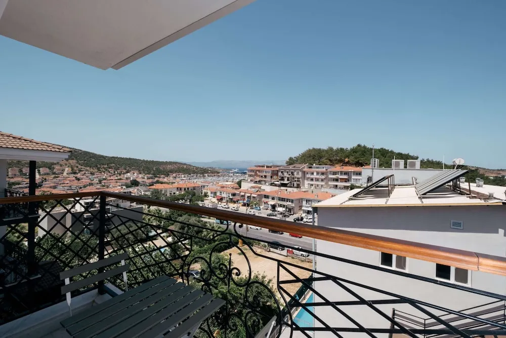 Superior Tek Büyük Yataklı Oda, Tepe Manzaralı