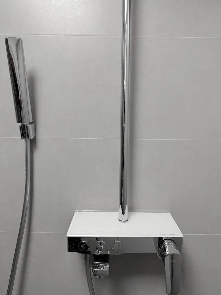 Deluxe Tek Büyük Yataklı Oda, Deniz Manzaralı
