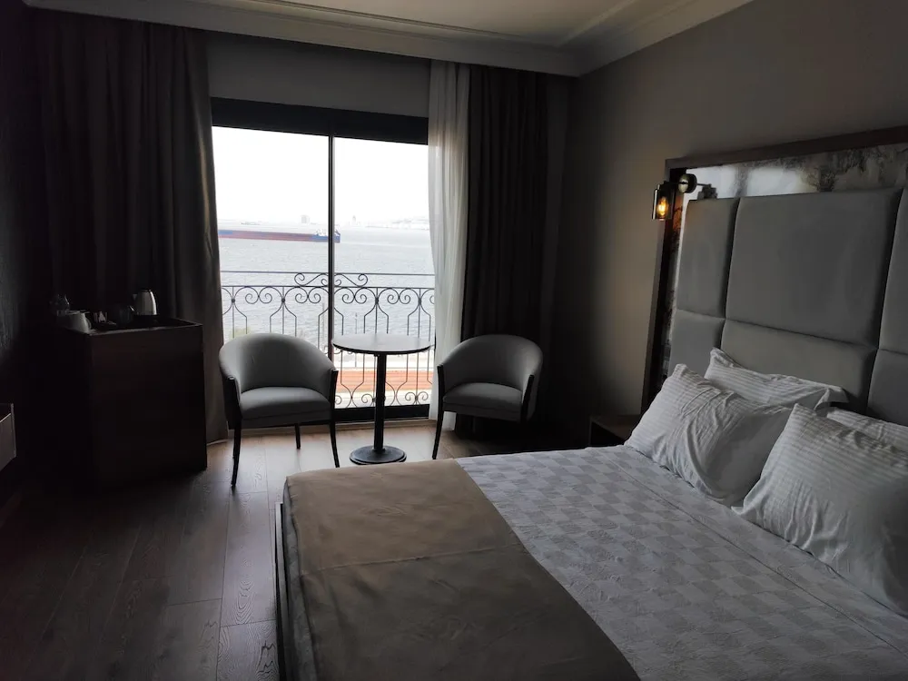 Deluxe Tek Büyük Yataklı Oda, Deniz Manzaralı