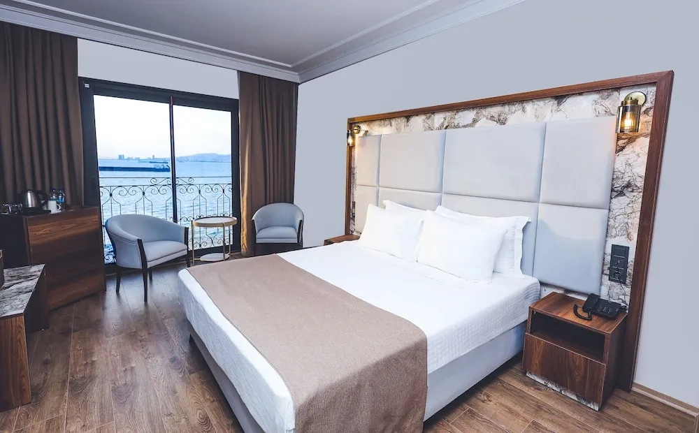 Deluxe Tek Büyük Yataklı Oda, Deniz Manzaralı