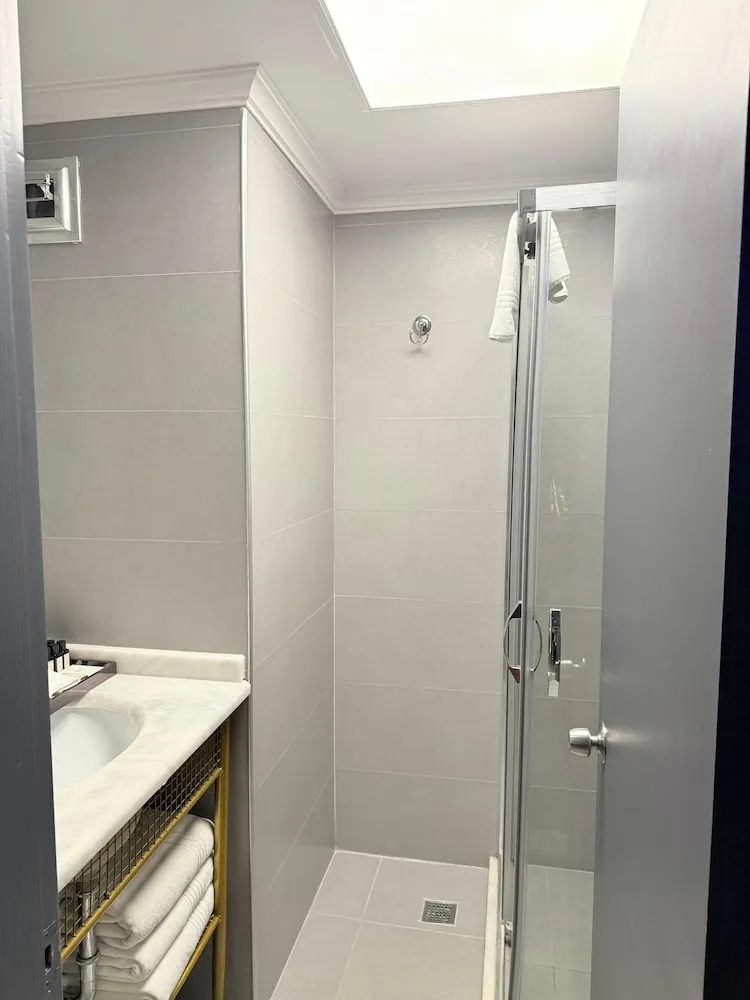 Comfort Üç Kişilik Oda