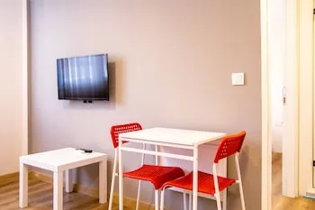 Fi Homes - Adults Only