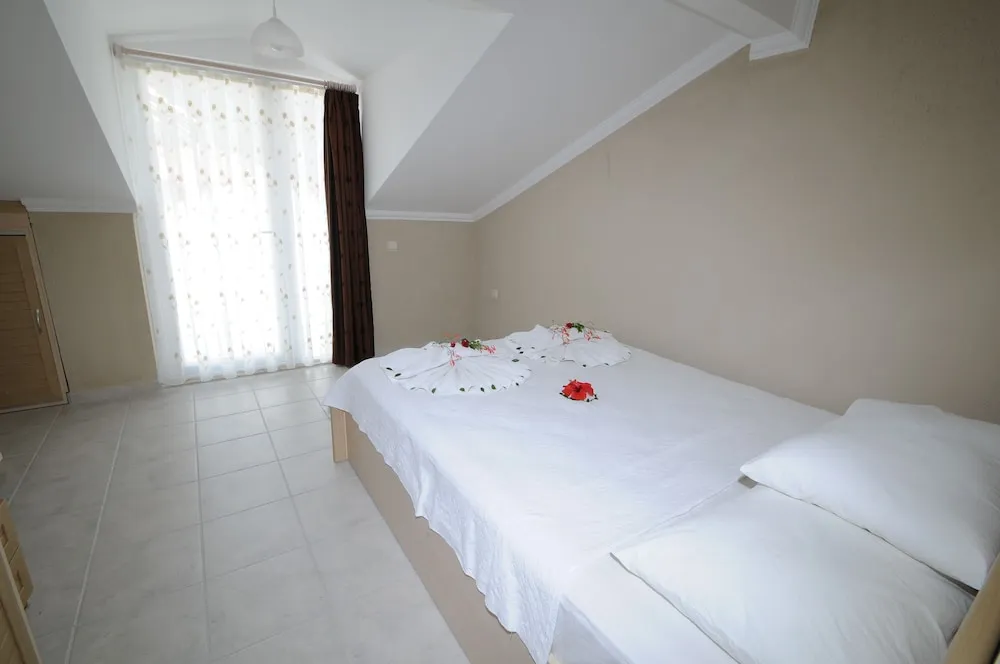 Çatı Katı Süiti (Penthouse)