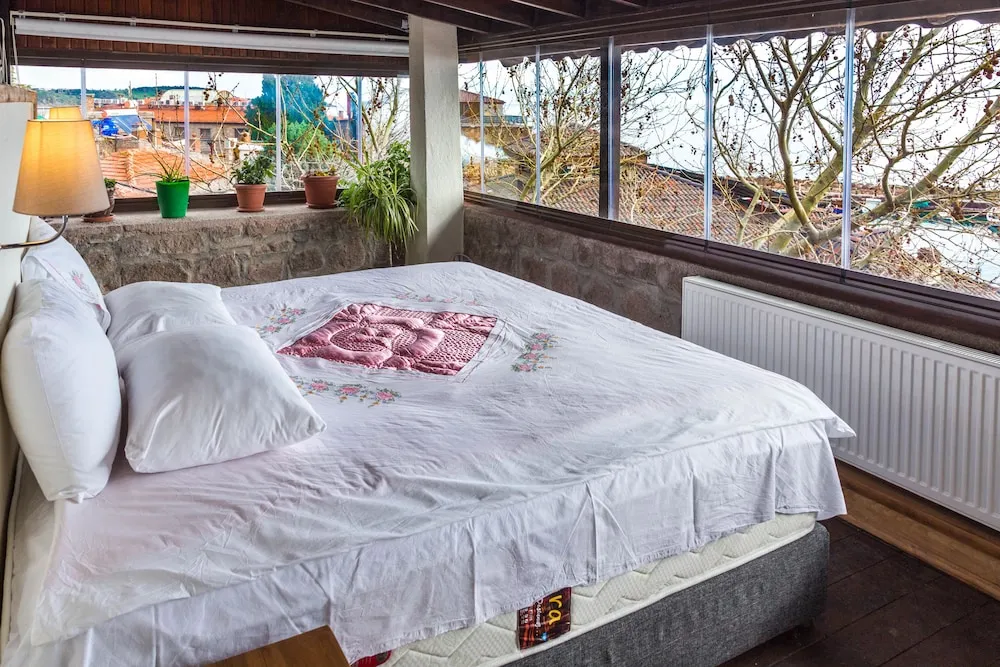 Deluxe Tek Büyük Yataklı Oda, Deniz Manzaralı