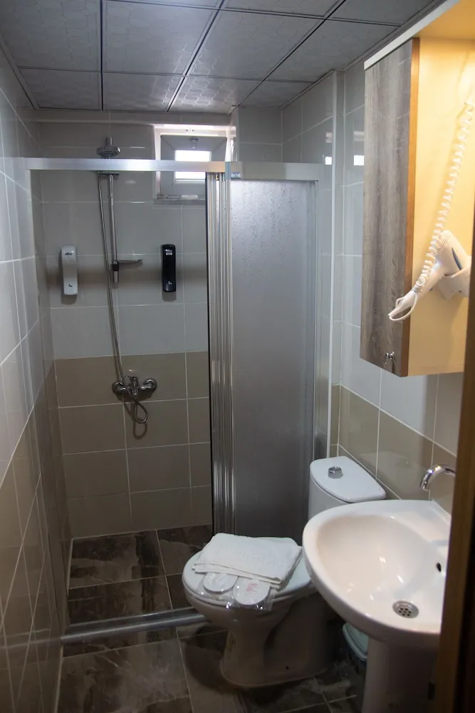 Deluxe Tek Büyük Yataklı Oda, 1 Yatak Odası, Buzdolabı, Şehir Manzaralı
