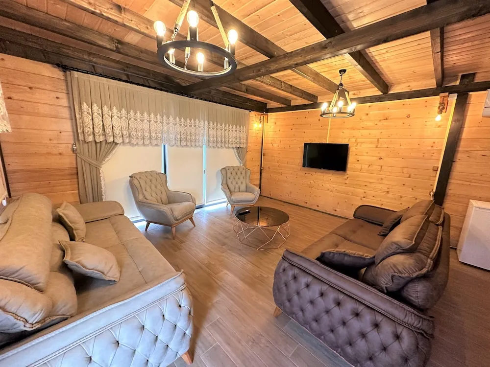 Royal Bungalov, Bahçe Manzaralı