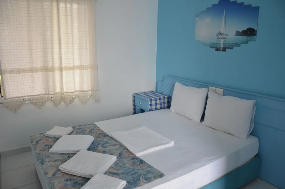 Standard Tek Büyük veya İki Ayrı Yataklı Oda