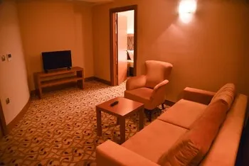 Hebo Marina Hotel