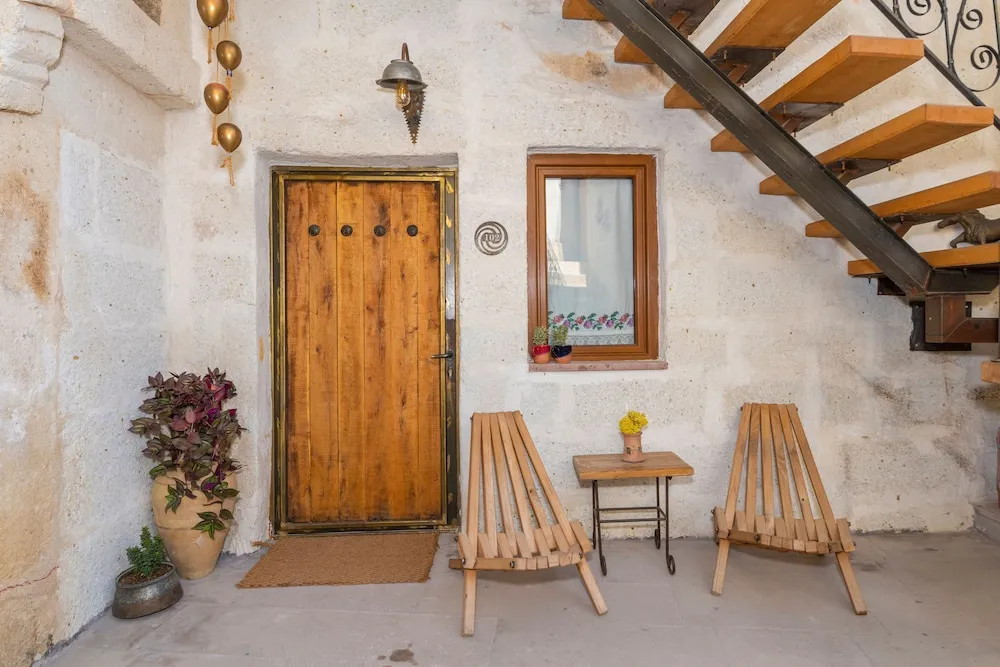 Deluxe Tek Büyük Yataklı Oda, Avlu Manzaralı