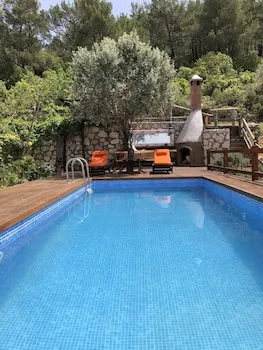 Prima Donna Hotel