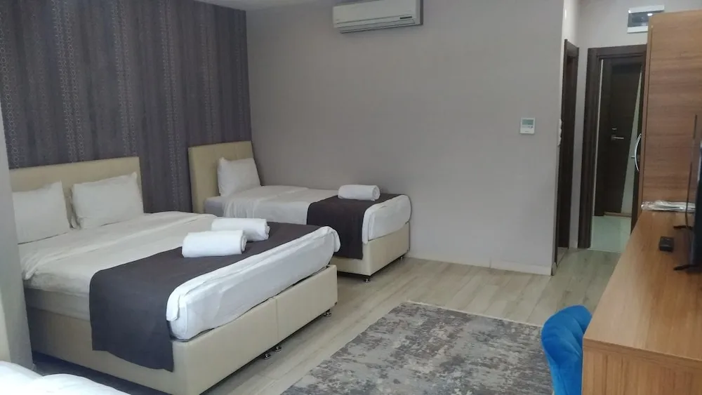 Family Dört Kişilik Oda