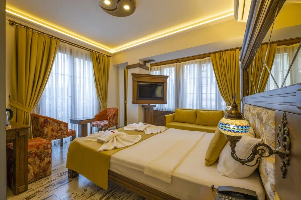 Grand Oda, 1 Çift Kişilik Yatak