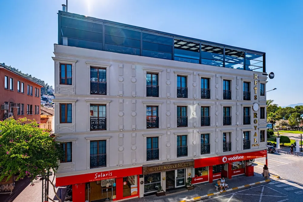 Reis Royal Hotel