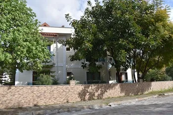 Yagmur Hotel