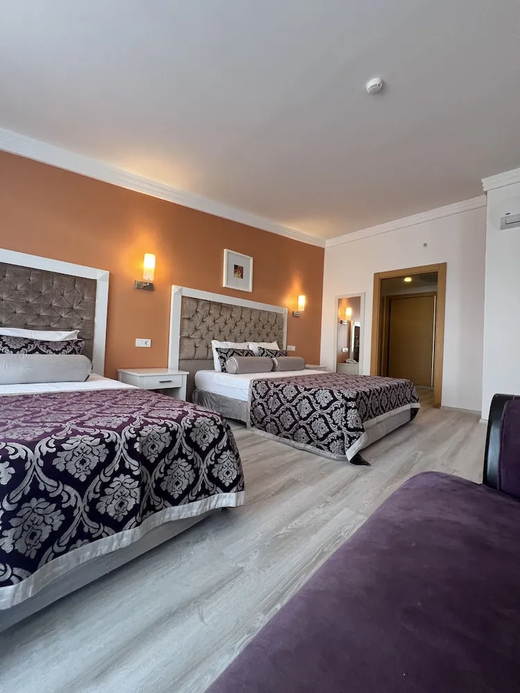 Luxury Oda, 1 Büyük (Queen) Boy Yatak, Deniz Manzaralı