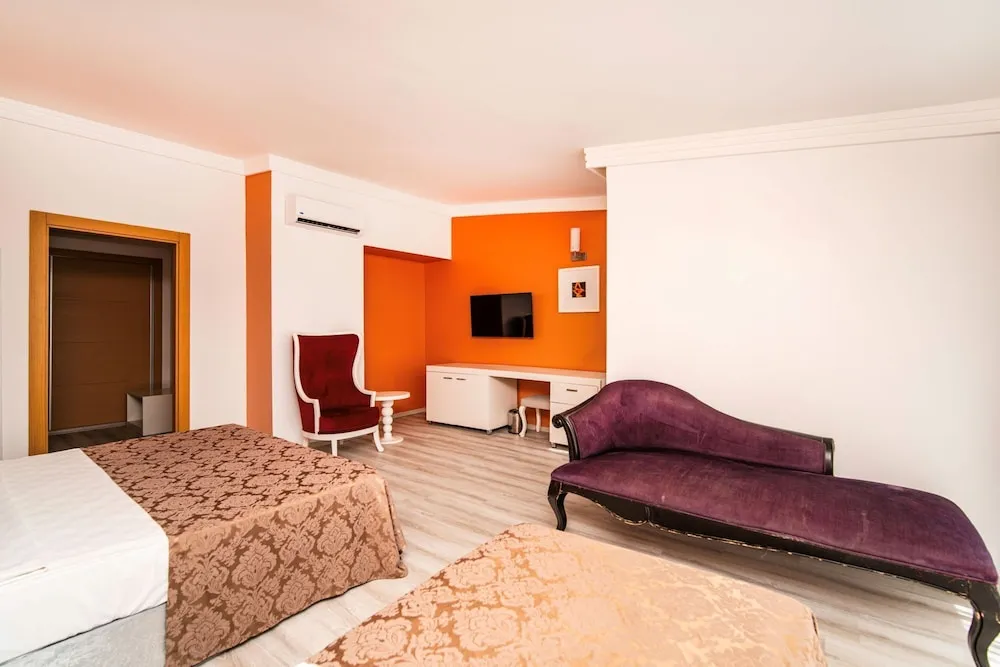 Luxury Oda, 1 Büyük (Queen) Boy Yatak, Deniz Manzaralı