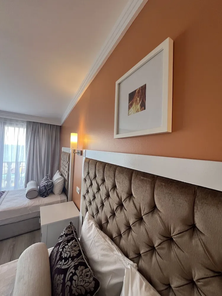 Luxury Oda, 1 Büyük (Queen) Boy Yatak, Deniz Manzaralı
