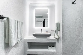 Costa Bitezhan Hotel