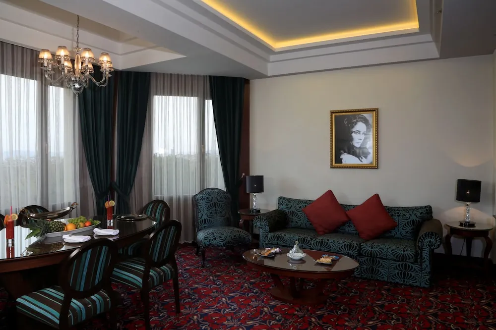Imperial Suite