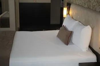 Hotel Palm City Akhisar