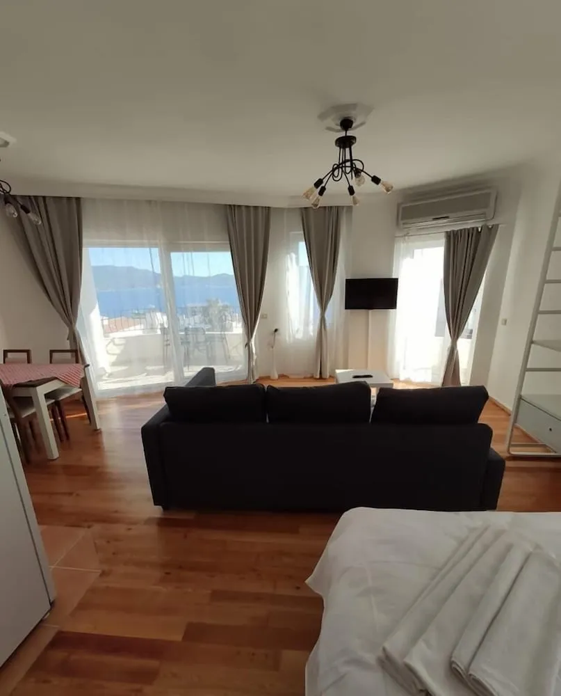 Deluxe Stüdyo Süit, Sigara İçilmez, Deniz Manzaralı