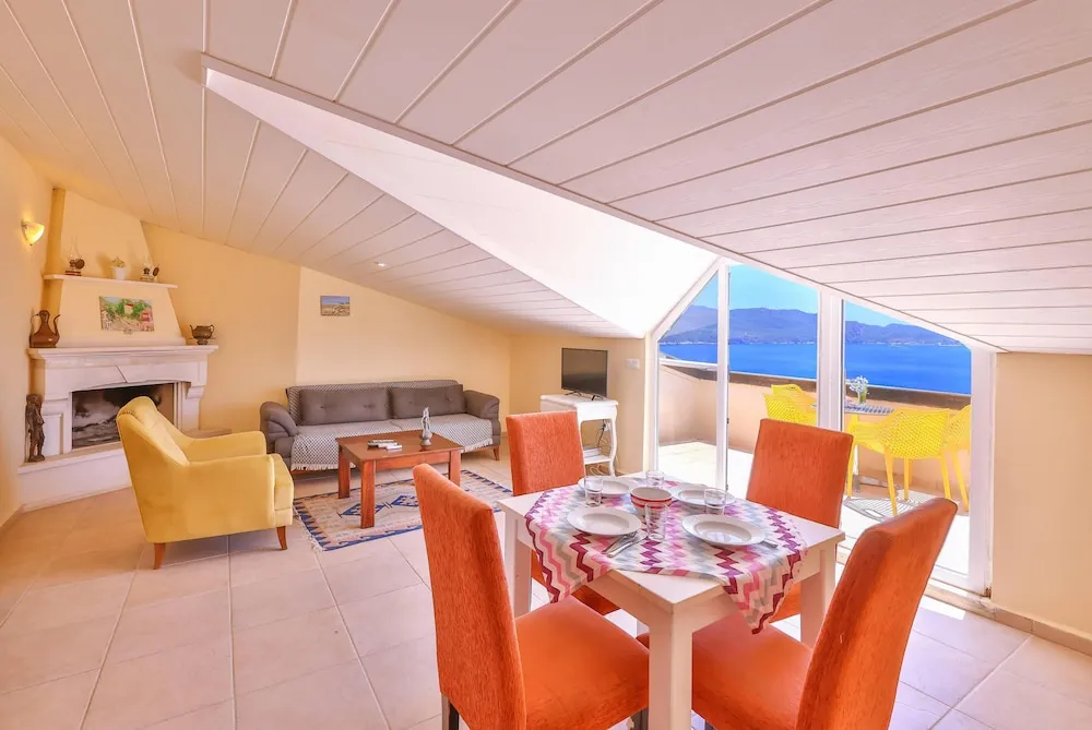 Çatı Katı Süiti (Penthouse)