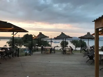 Red's Bungalow