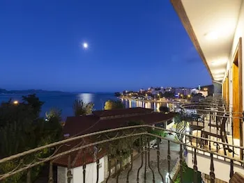 Kumluk Otel