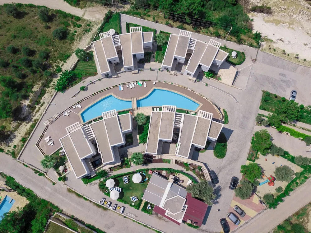 Comfort Apart Daire, 2 Yatak Odası, Bahçeli