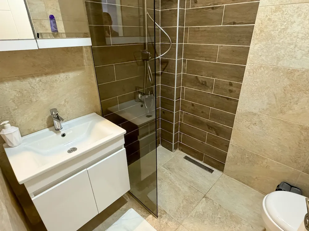 Comfort Apart Daire, 2 Yatak Odası, Bahçeli