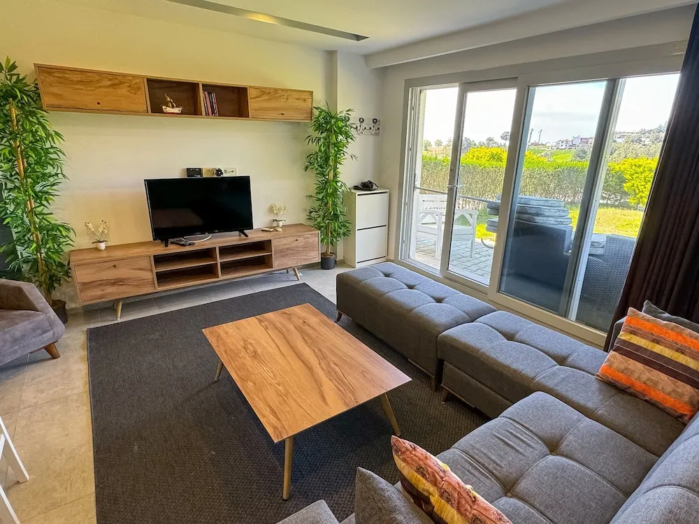 Comfort Apart Daire, 2 Yatak Odası, Bahçeli