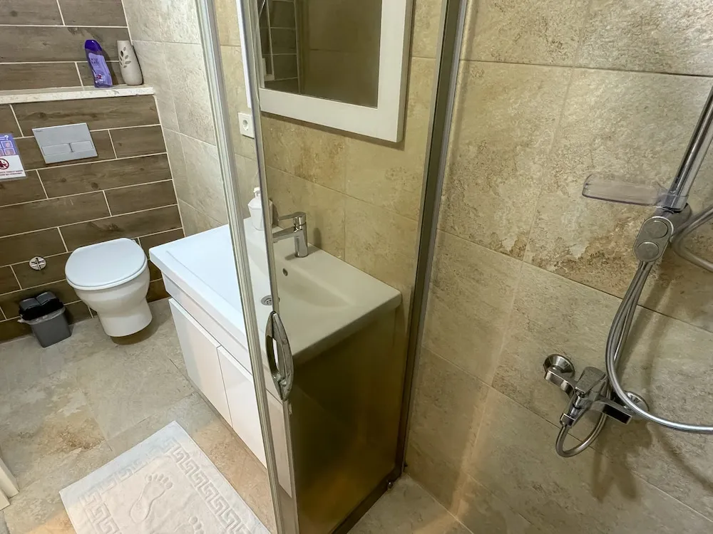 Elite Apart Daire, 2 Yatak Odası, Havuz Manzaralı, Havuz Kenarı