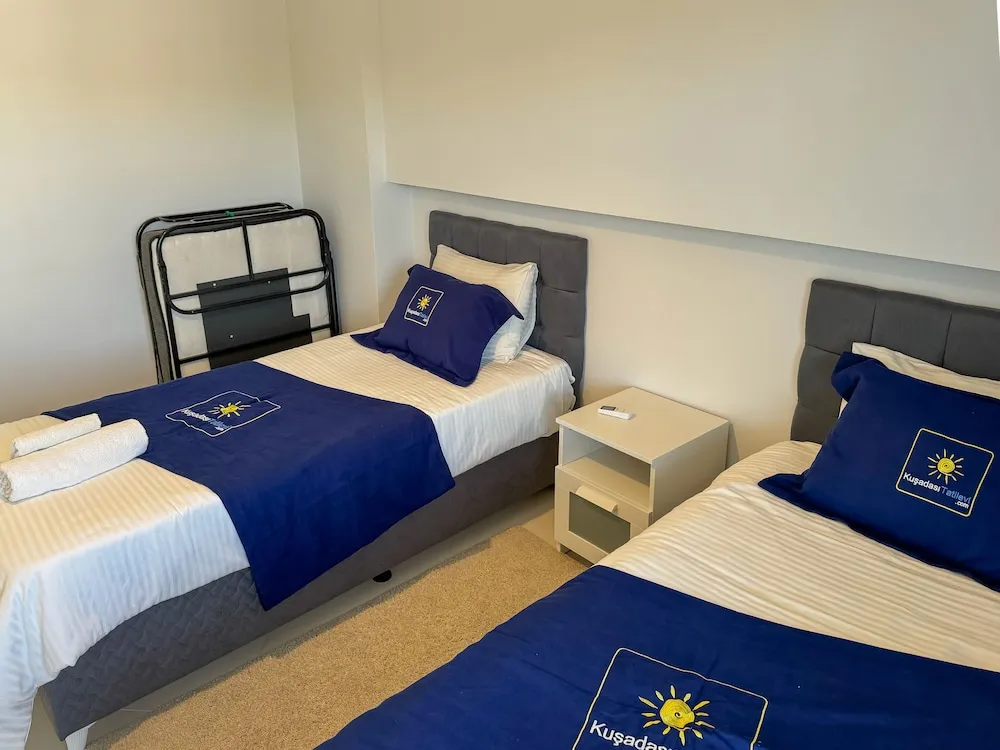 Elite Apart Daire, 2 Yatak Odası, Havuz Manzaralı, Havuz Kenarı