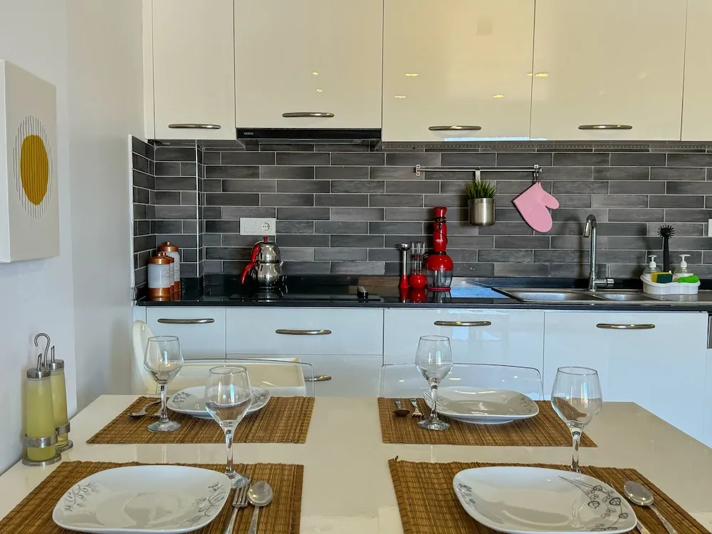 Elite Apart Daire, 2 Yatak Odası, Havuz Manzaralı, Havuz Kenarı