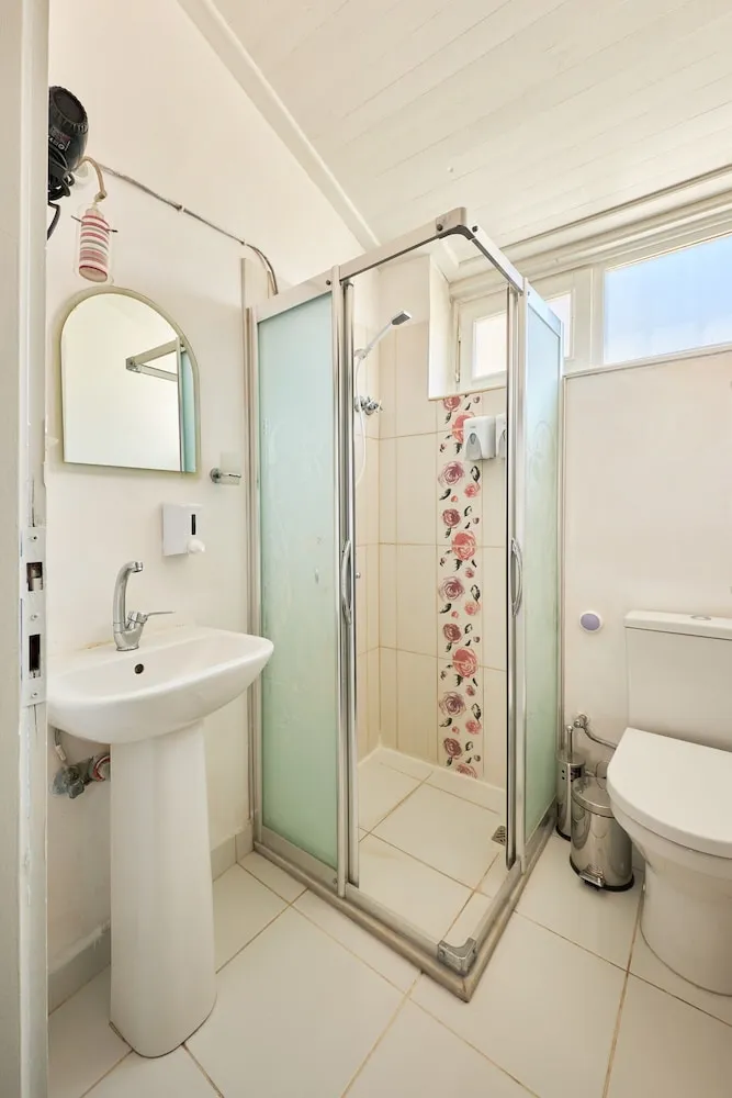 Suit Room with City View, 2. Floor, Non Smoking, Private Bathroom, No. 4