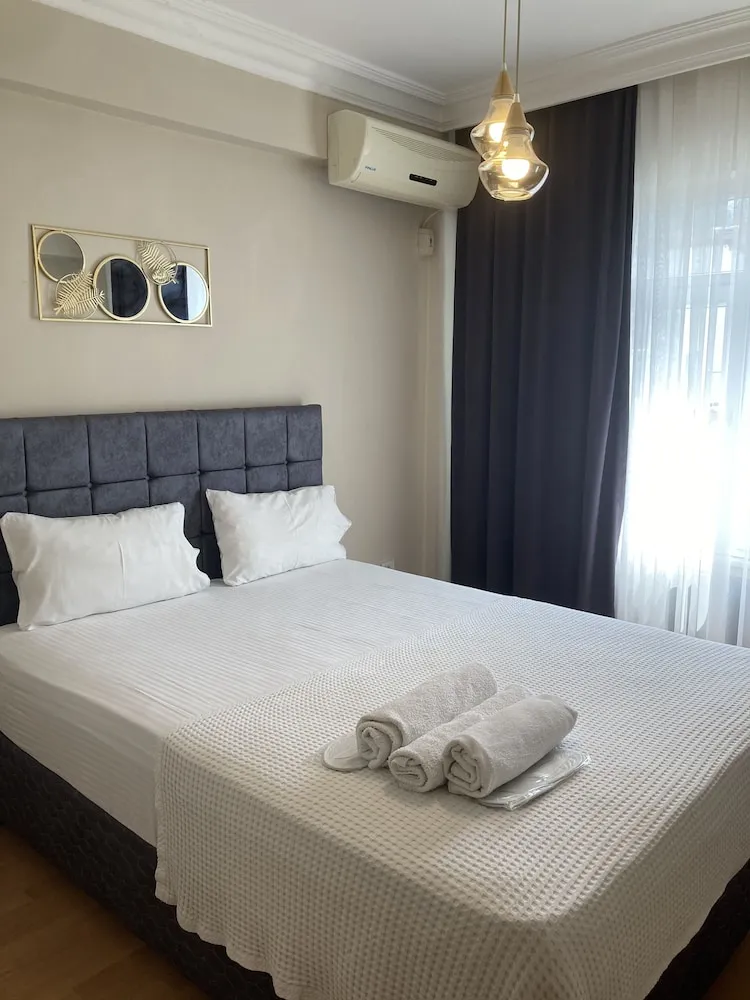 Grand İki Ayrı Yataklı Oda, Şehir Manzaralı