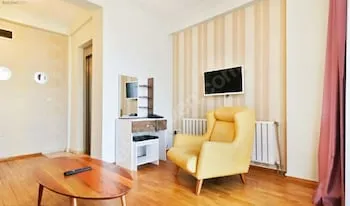 Omar Sultan Park Suites