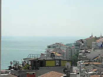 Omar Sultan Park Suites