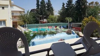Toros Hotel