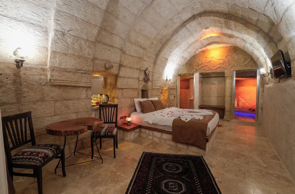Honeymoon Üç Kişilik Oda