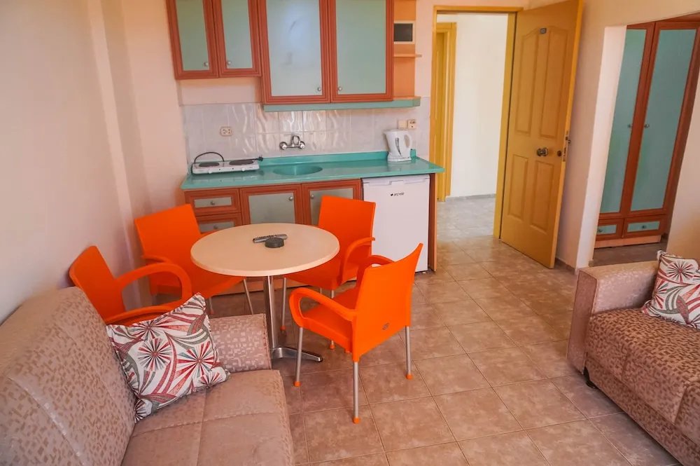 Apart Daire 4 Kisi (Apartment for 4 People)