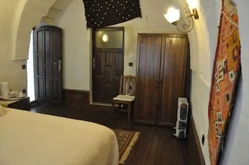 Aravan Evi