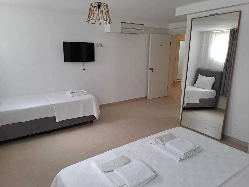 Economy Üç Kişilik Bodrum Kat Oda