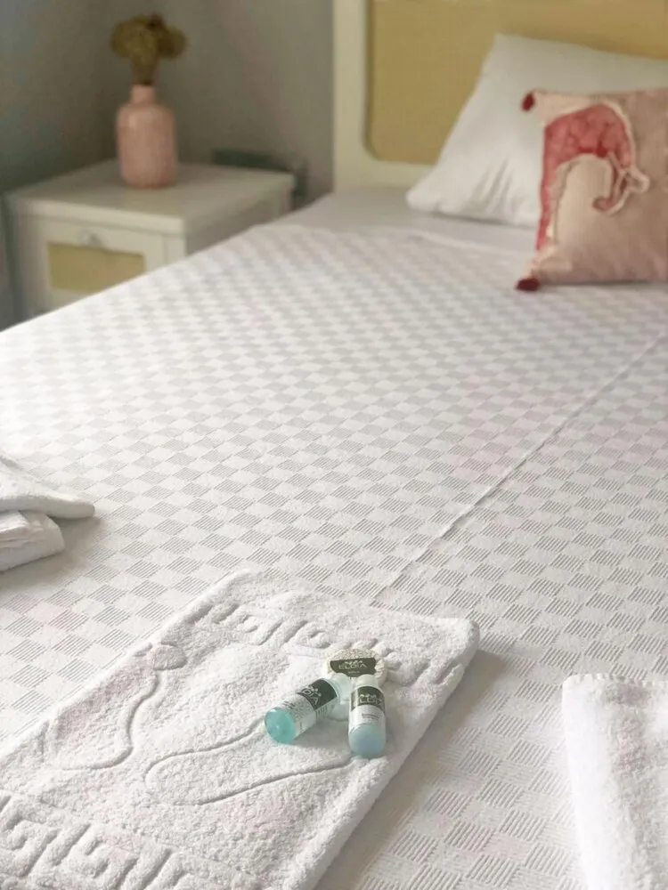 Deluxe Üç Kişilik Oda, Bahçe Manzaralı