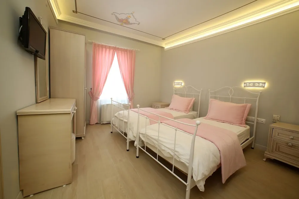 Standard Üç Kişilik Oda, Sigara İçilmez