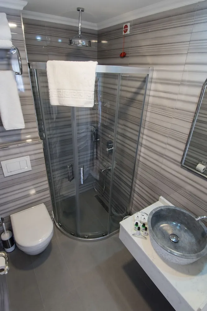 Superior Üç Kişilik Oda, Birden Çok Yatak, Sigara İçilmez, Şehir Manzaralı