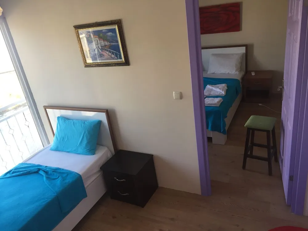 Dört Kişilik Oda, 1 Yatak Odası, Kısmi Deniz Manzaralı