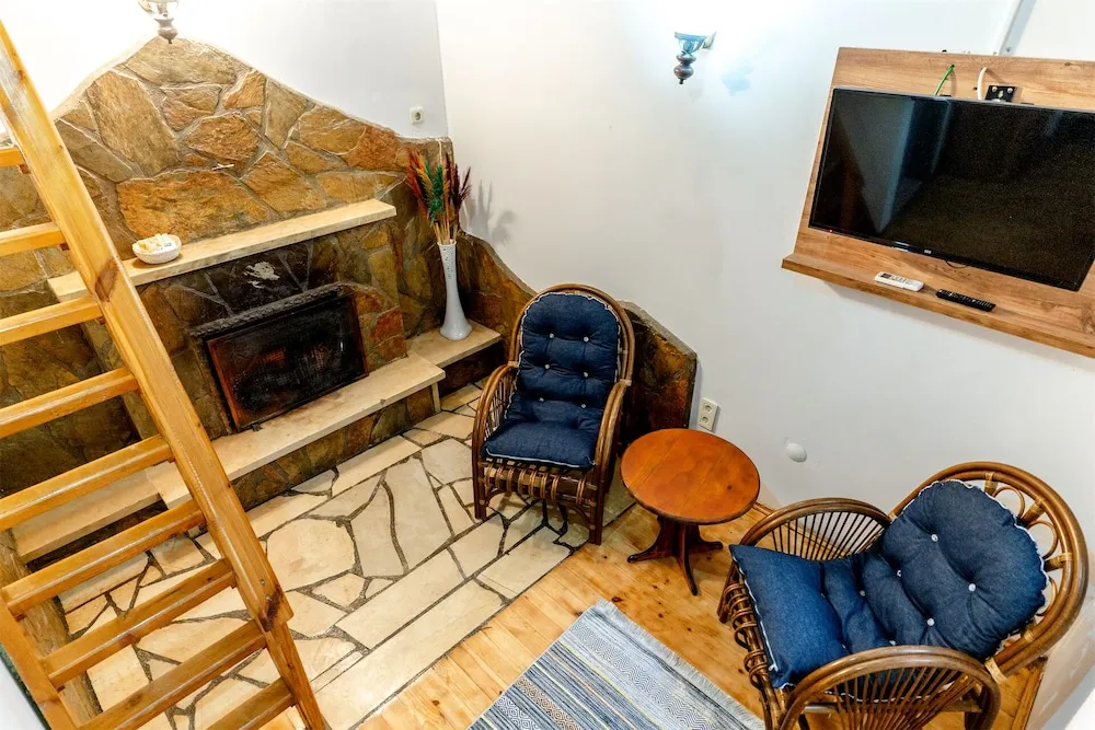 ASMA KATLI SOMINELI BUNGALOV